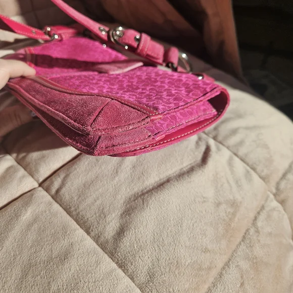 Coach Soho Signature Buckle Bag - Picture 11 of 14